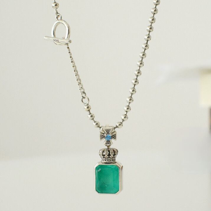 韓国 レトロスターリングシルバーグリーンジェムストーンペンダントnel242601