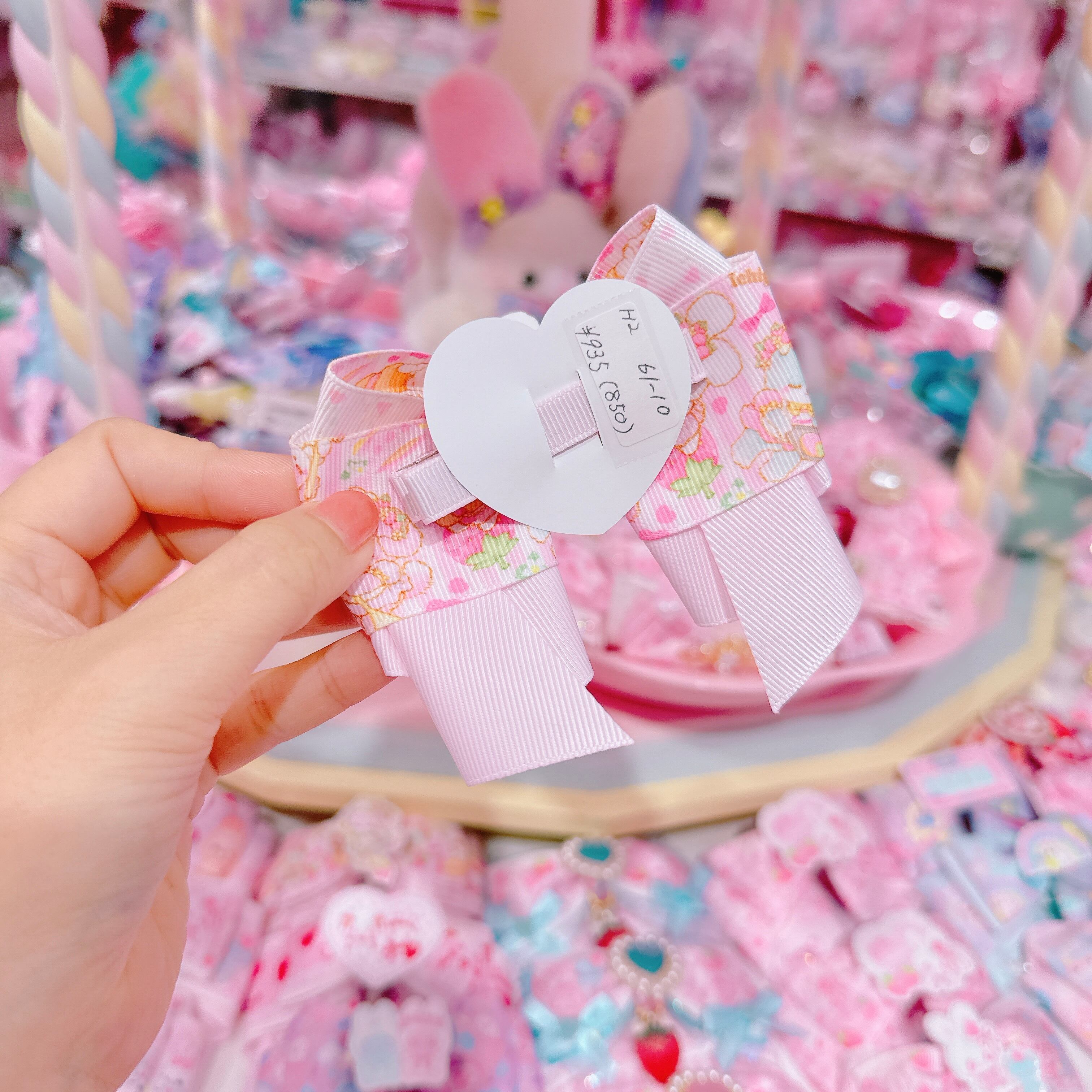 【H2】61-10ヘアクリップ