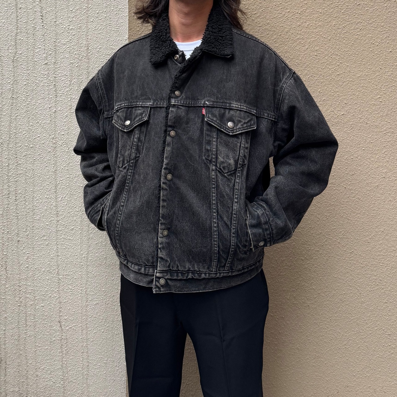 LEVI'S BLACK SHERPA TRUCKER JACKET