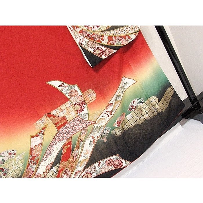 未使用 仕付け】振袖 正絹 一越 共八掛／幾久重袖 束ね熨斗 レッド