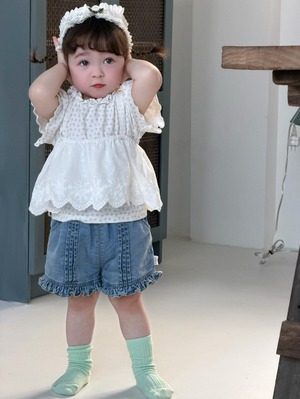 [my daughter] Frill Pintuck Denim Shorts / [마이다럴] 프릴핀탁데님숏팬츠