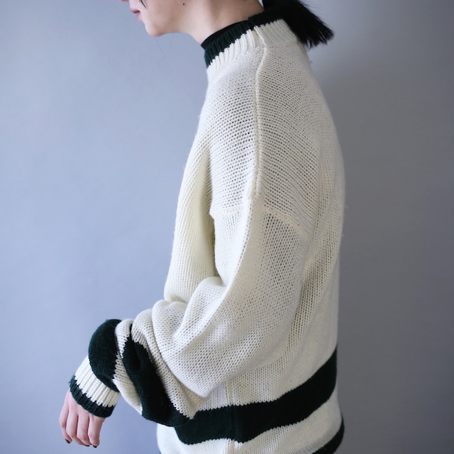 "特殊部隊" border line and human graphic design loose silhouette mock neck sweater