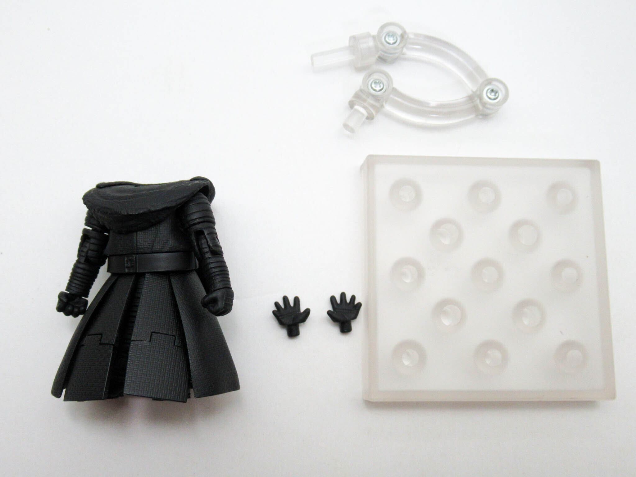 ねんどろいど カイロ・レン 開封品 29-MY0617-02 Amazon.co.jp: ねんどろいど スター・ウォーズ/フォースの覚醒