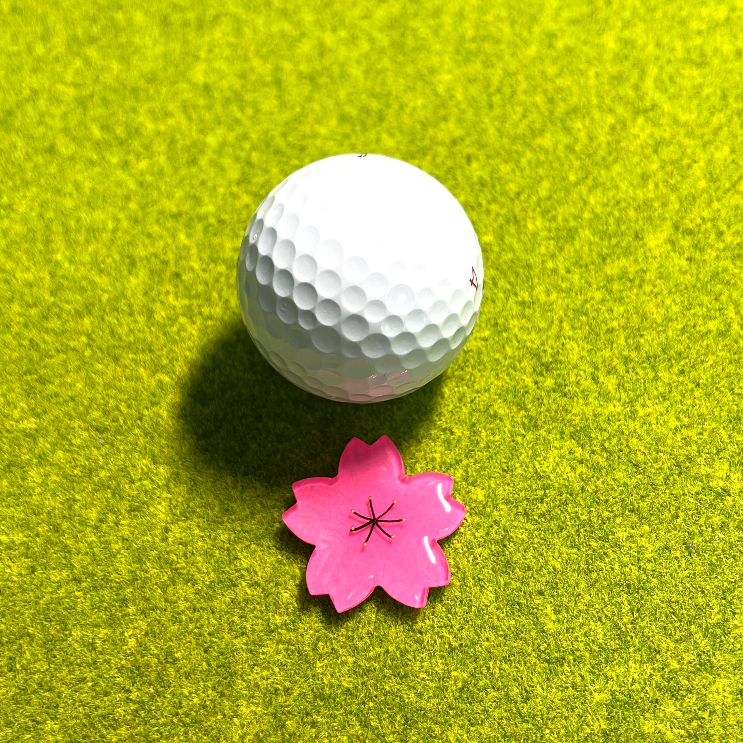 ゴルフマーカー・桜 (マグネットタイプ) | hrkgolf