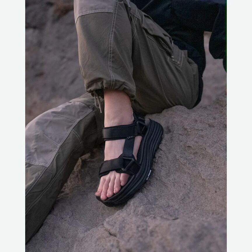 TELIC】 ALLROADS S3 Black | 武蔵小杉のセレクトショップ【ナクール