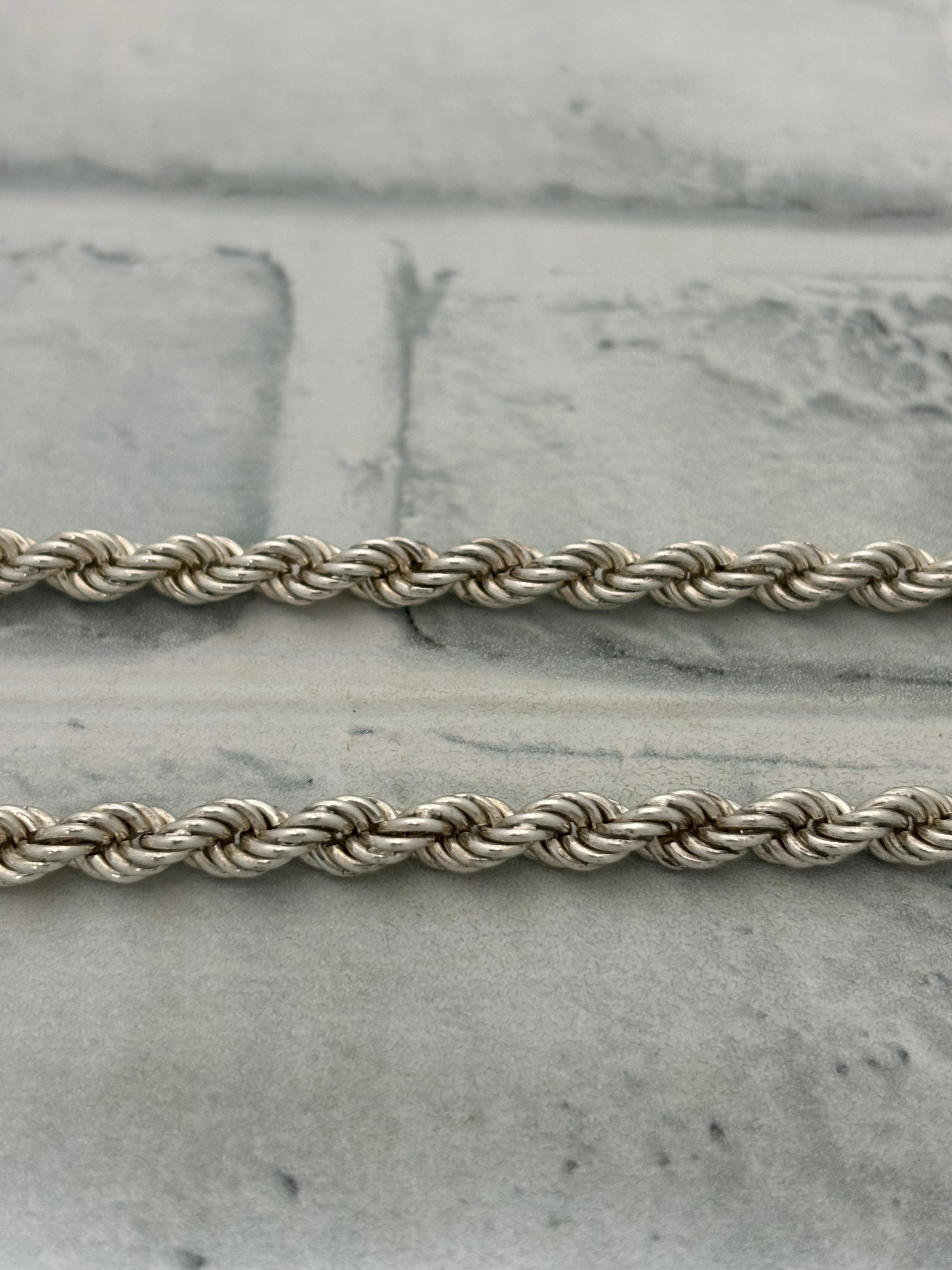 ヴィンテージ　イタリアンシルバー　ロープチェーン　ネックレス　ティファニー元ネタ ヴィンテージ イタリアンシルバー ロープチェーン ネックレス
