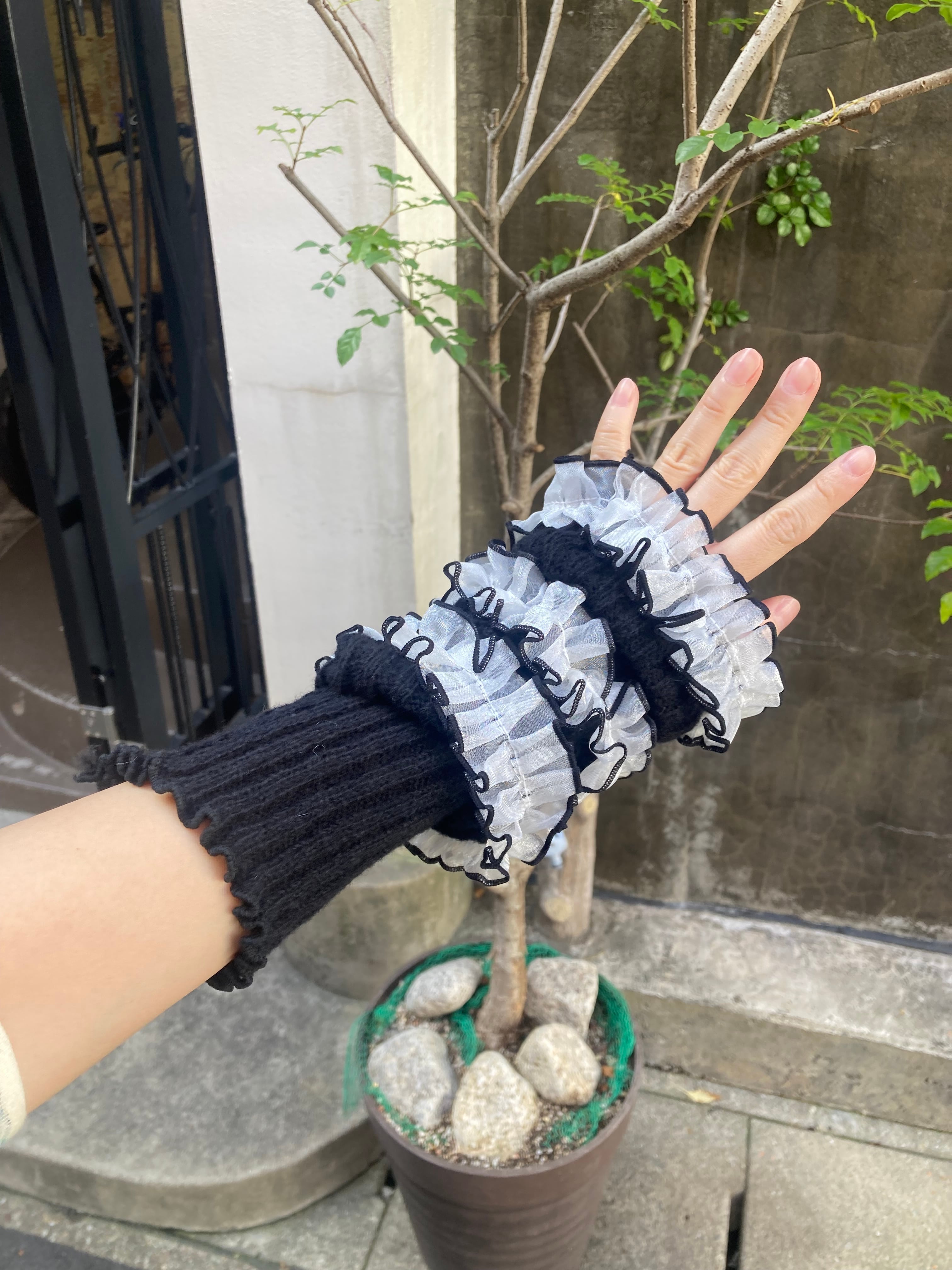 【solmu select】frill frill frill ARM&LEG warmer(黒)