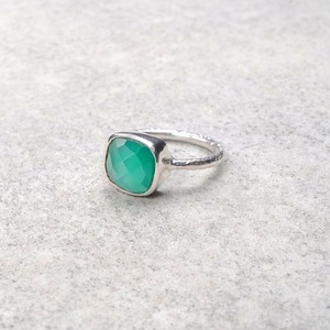 SINGLE STONE NON-ADJUSTABLE RING 084