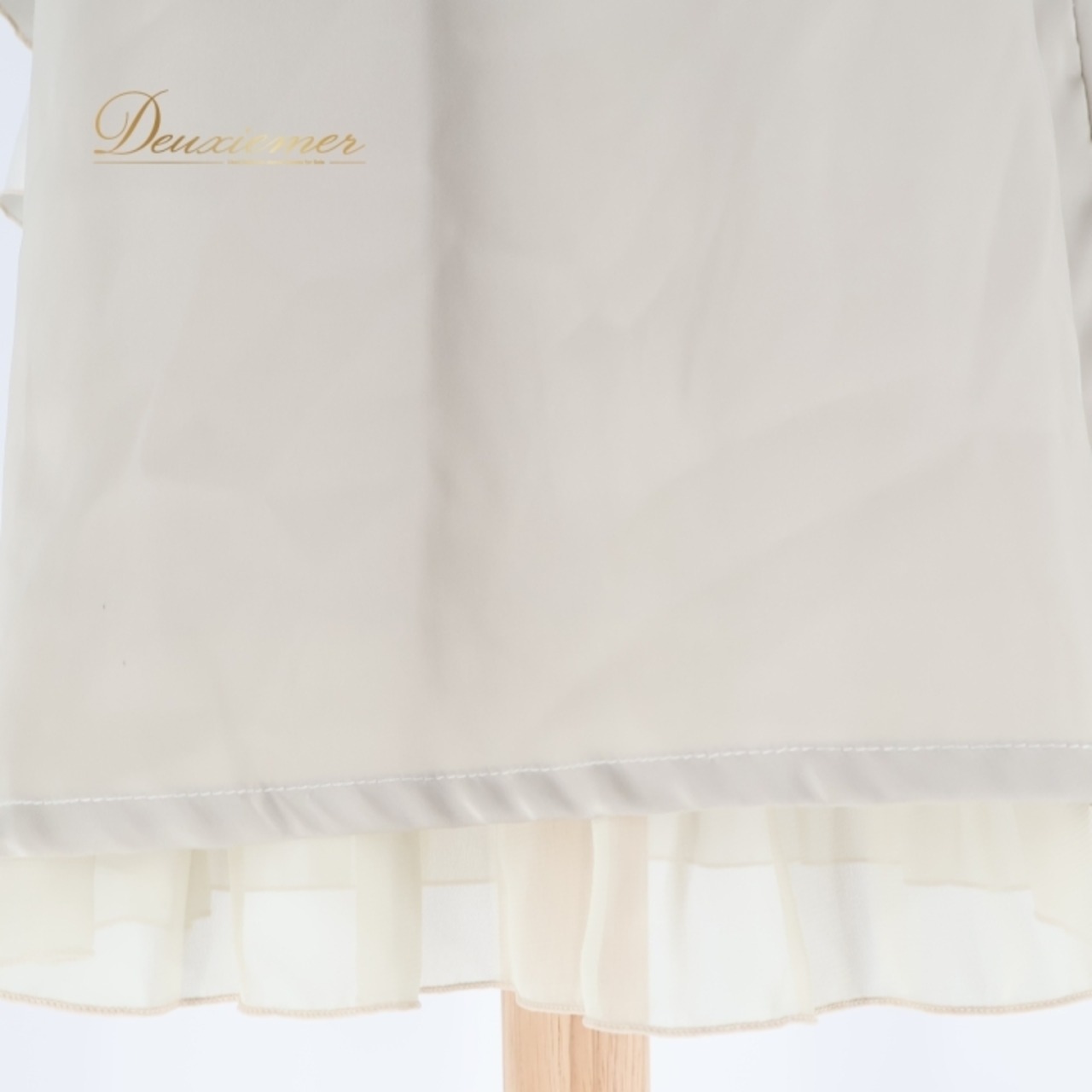 パーティドレス ワンピース ドレス グレイ系 アプレジュール apres jour グレー アイボリー くすみ お呼ばれ パーティ 発表会 フォーマル ファー レース 軽い 薄い 無地 上品 シンプル レディース お洒落 結婚式 二次会 高級感