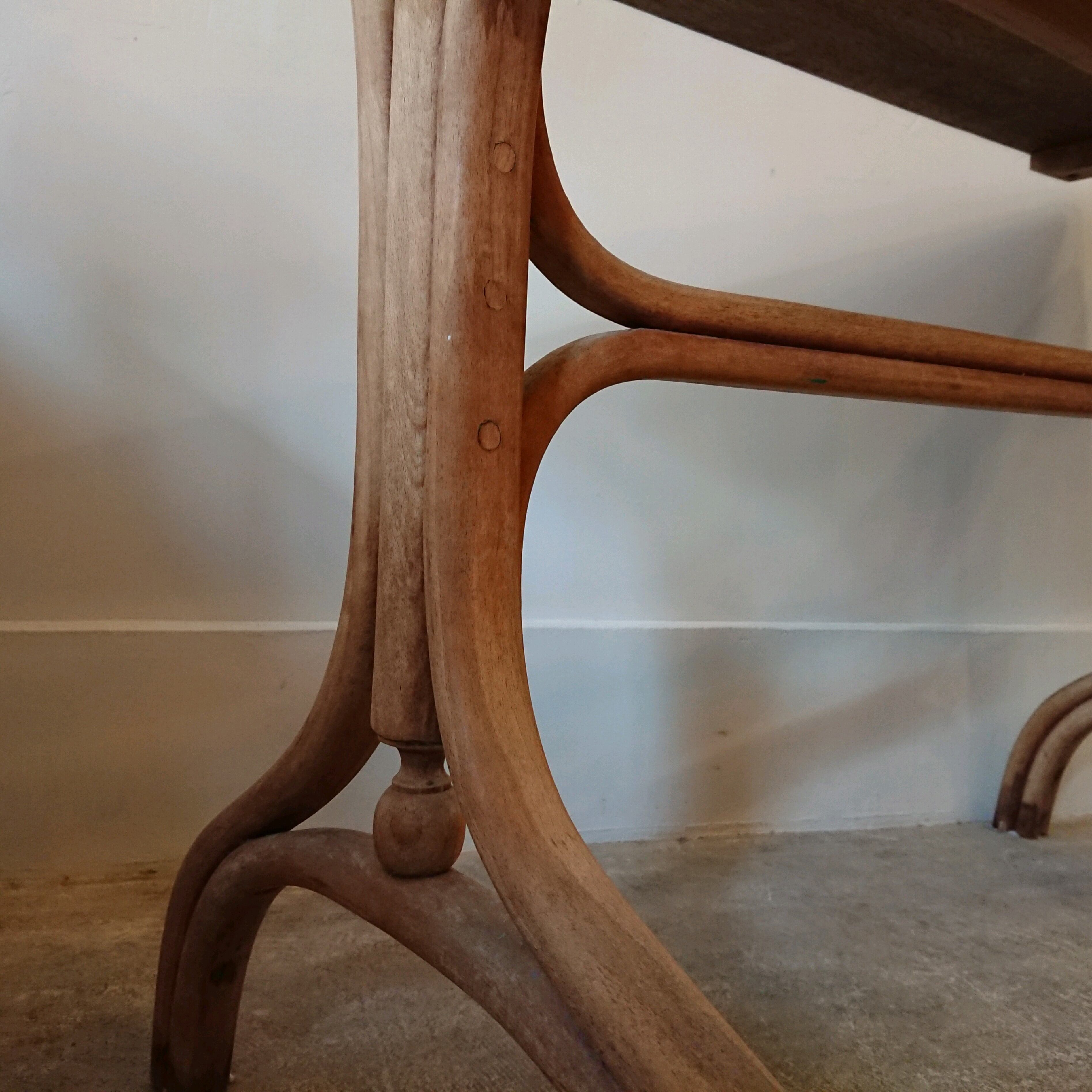 フランスアンティーク French Antique ベントウッドテーブル 1880-1900