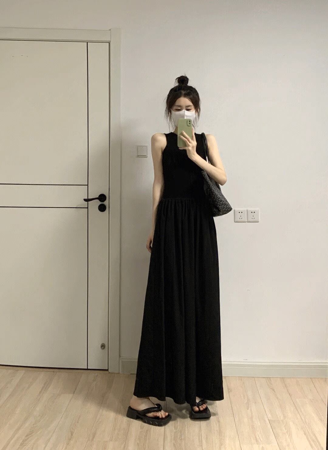 Y♡☞プロフ必読様ワンピースブラックm すっきりブラックワンピース G11CON0010 | liberal style