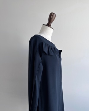 Chloé　RUFFLE DETAIL KEYHOLE BLOUSE