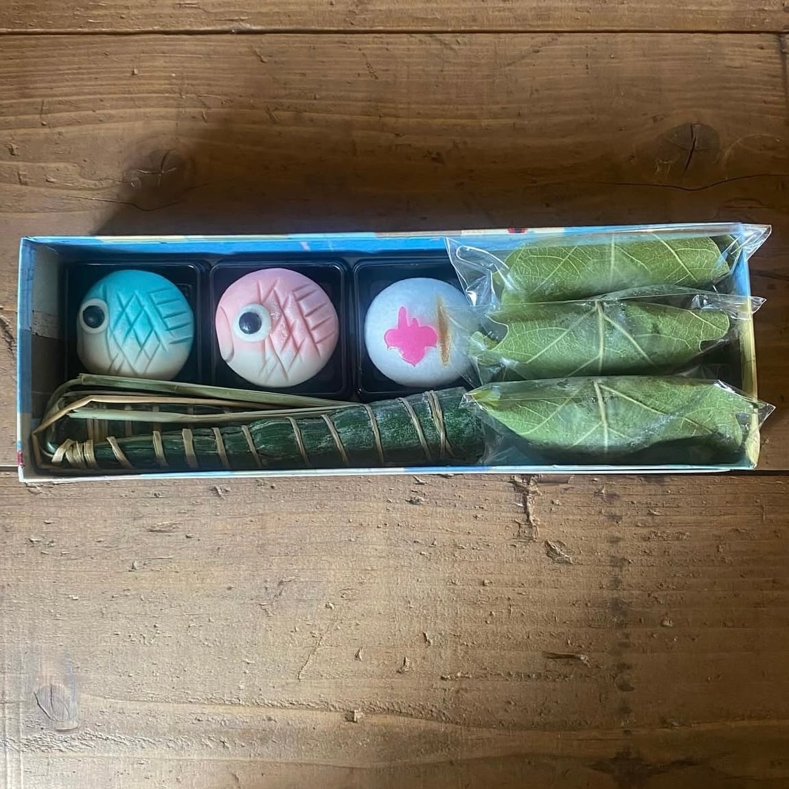 おひな様セット（上生菓子5個入／冷凍発送） | 中津菓子 かねい