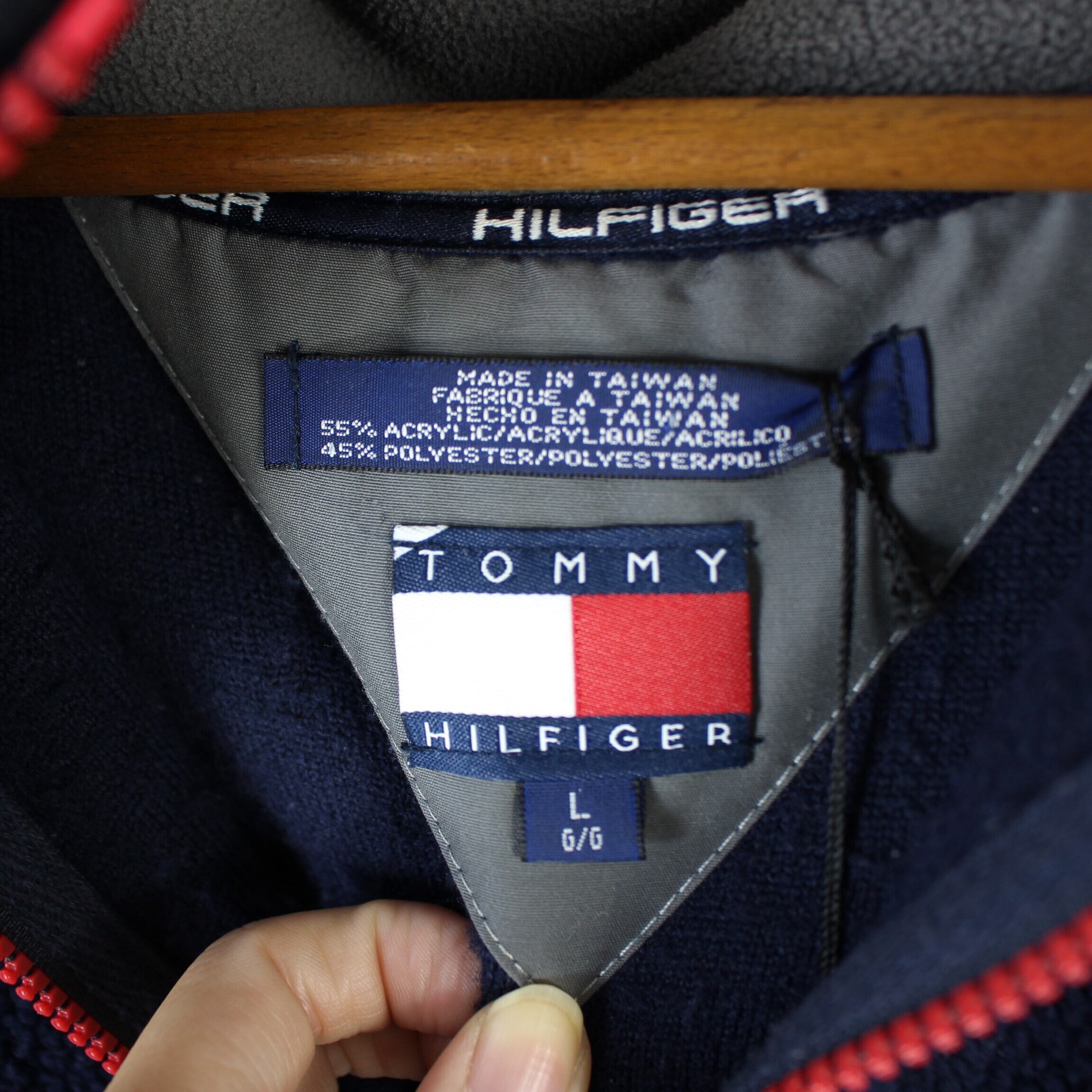 USA VINTAGE TOMMY HILFIGER LOGO FLEECE PULL  OVER/アメリカ古着トミーヒルフィガーロゴフリースプルオーバー | Titti Clothing