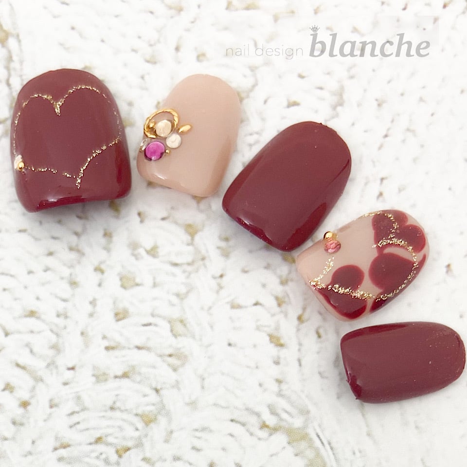 design257】レッド ハート ネイルチップ