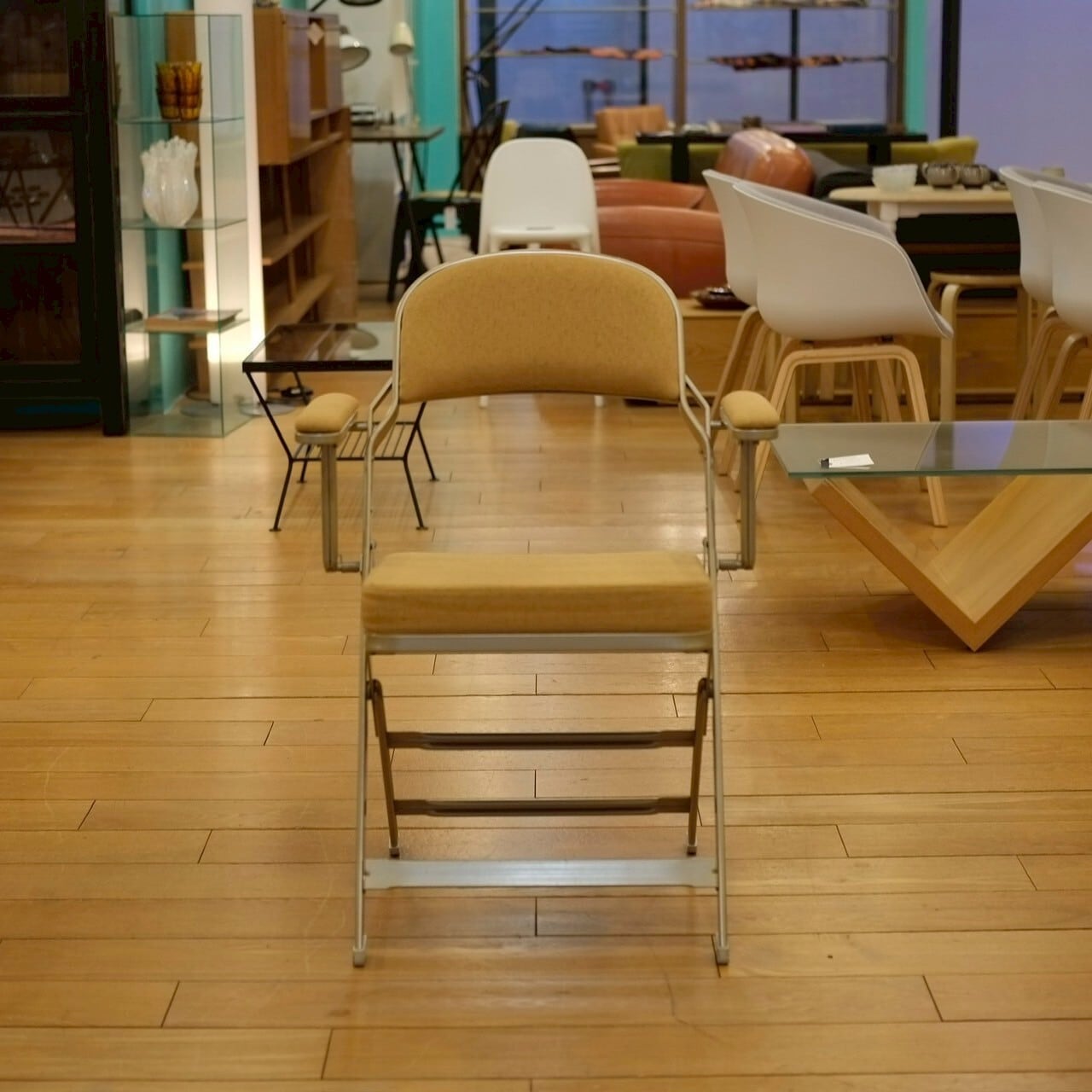 clapp vintage クラップヴィンテージみなとみらい店－家具・照明