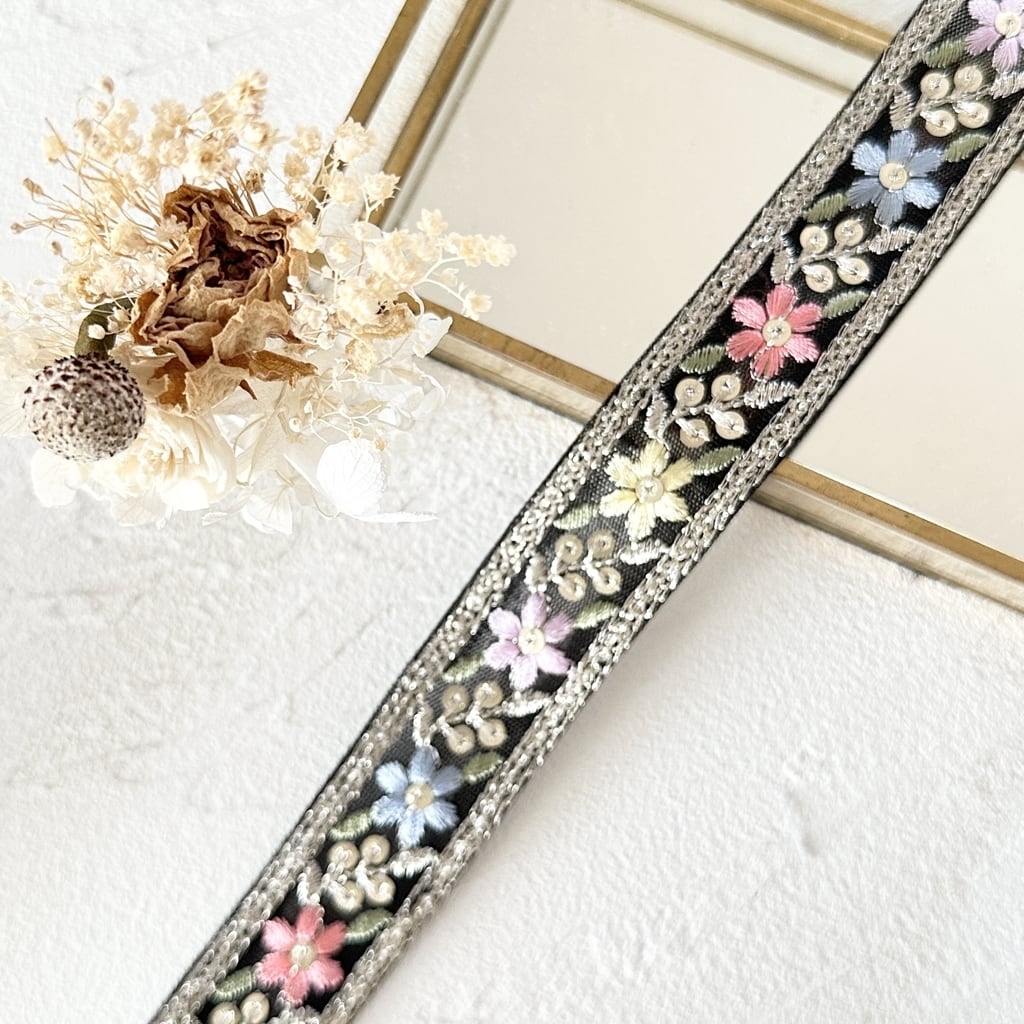 値下げインドラジャスタン　ミラー￼刺繍のれん13300 値下げインドラジャスタン ミラー￼刺繍のれん13300 インド