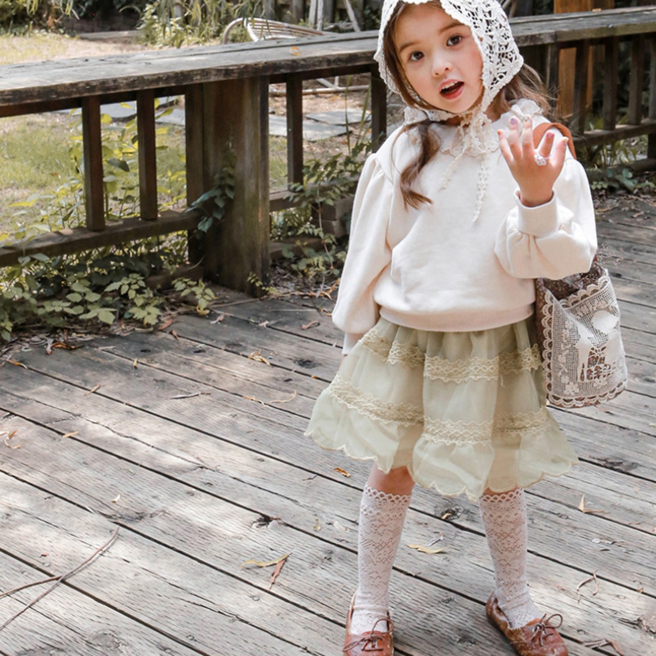 秋花びらフリルパフスカート