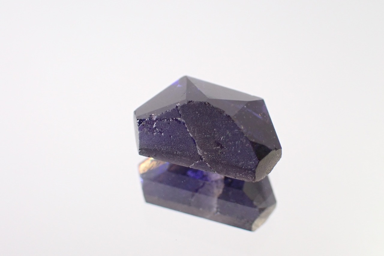 アイオライトサンストーン　2.68ct　[C11-727]