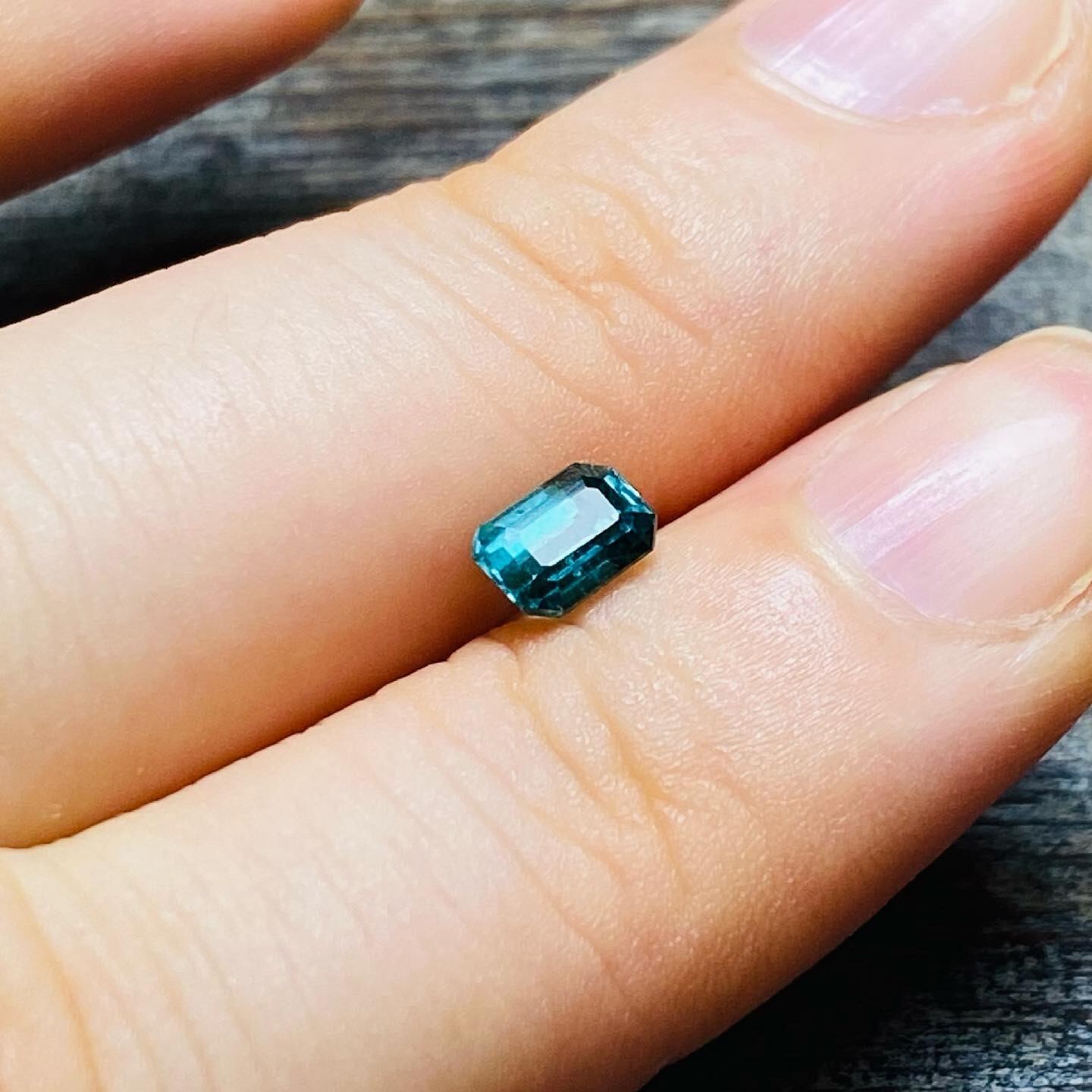 ちびっこイケメンインディゴトルマリン