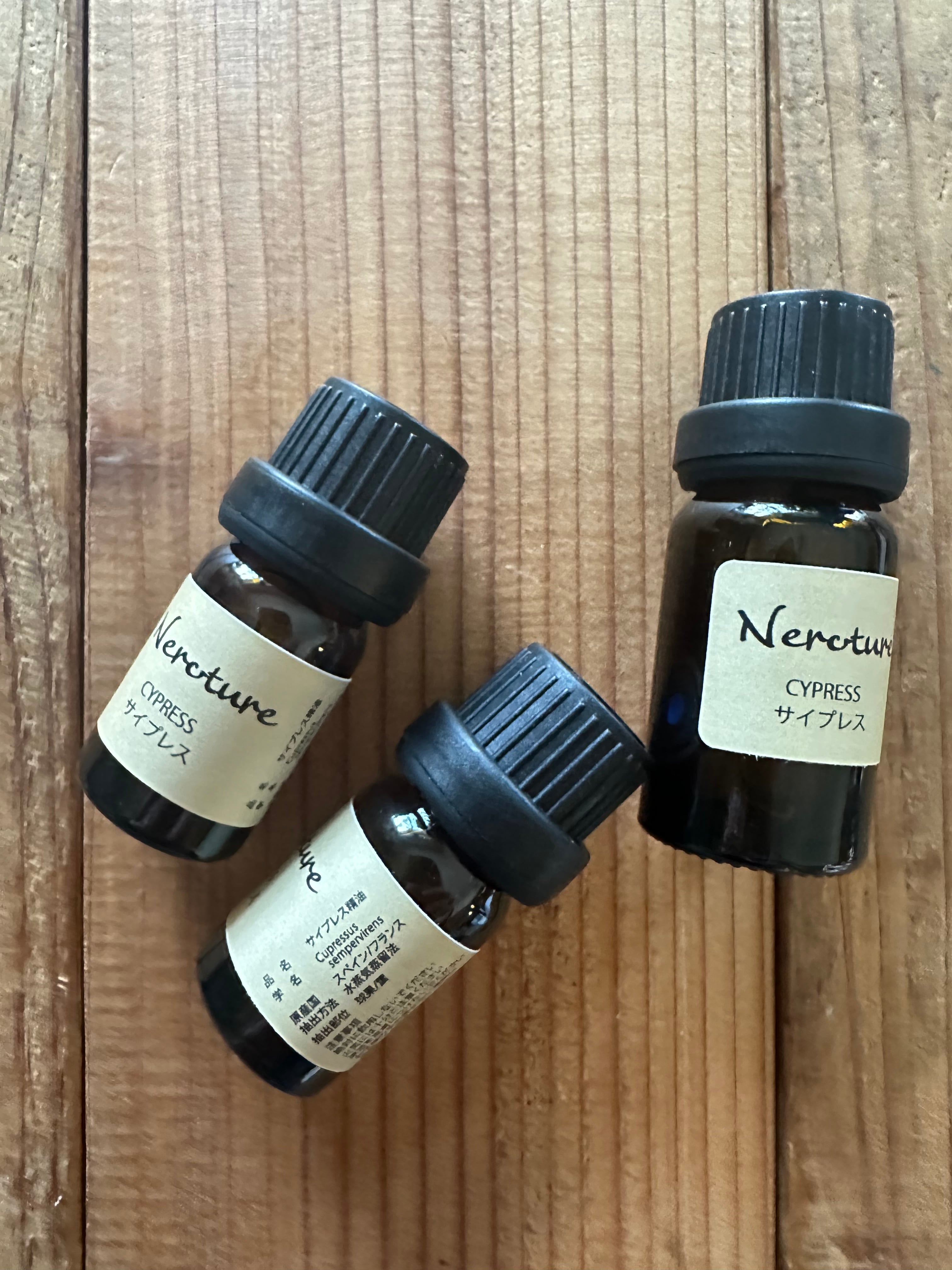 ■10ml サイプレス精油 / エッセンシャルオイル