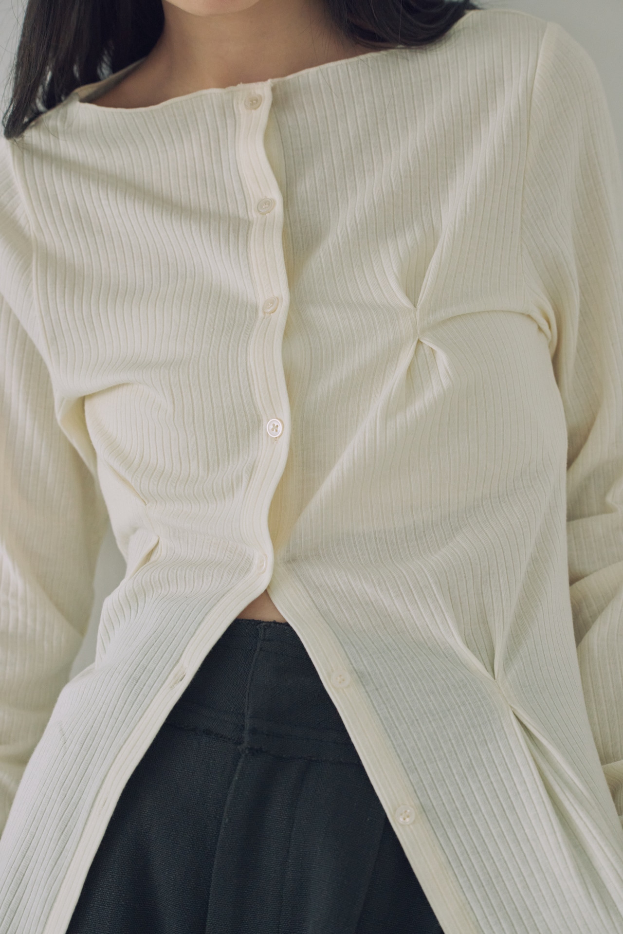 DU260523 Tuck Design Tops