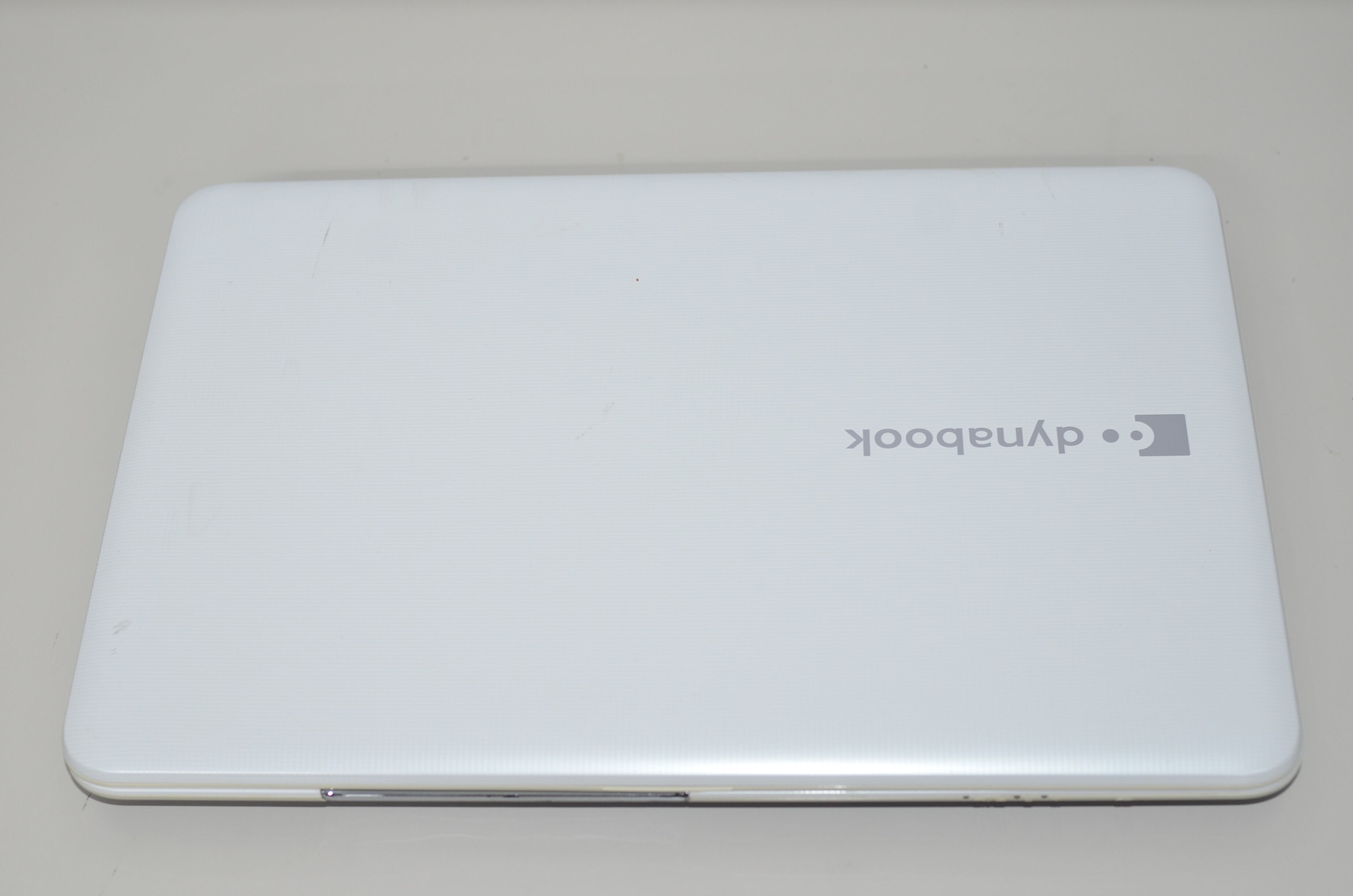 中古ノートパソコン 東芝 T552/58HW Windows11+office 新品爆速