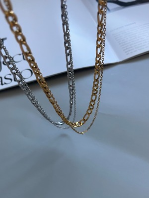 layer chain necklace