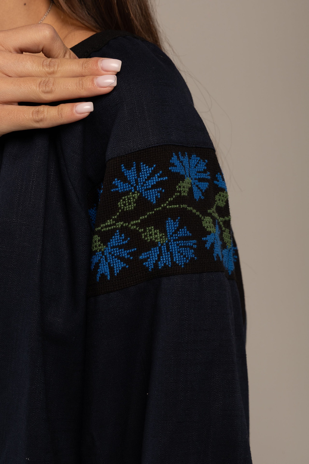 ウクライナ刺繍ヴィシヴァンカ　矢車菊　手刺繍　レディース・フリーサイズ - 7