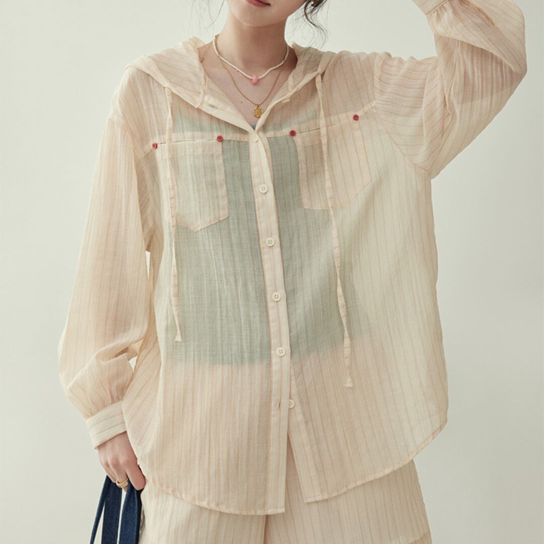 buttoned long sleeved top with thin hood