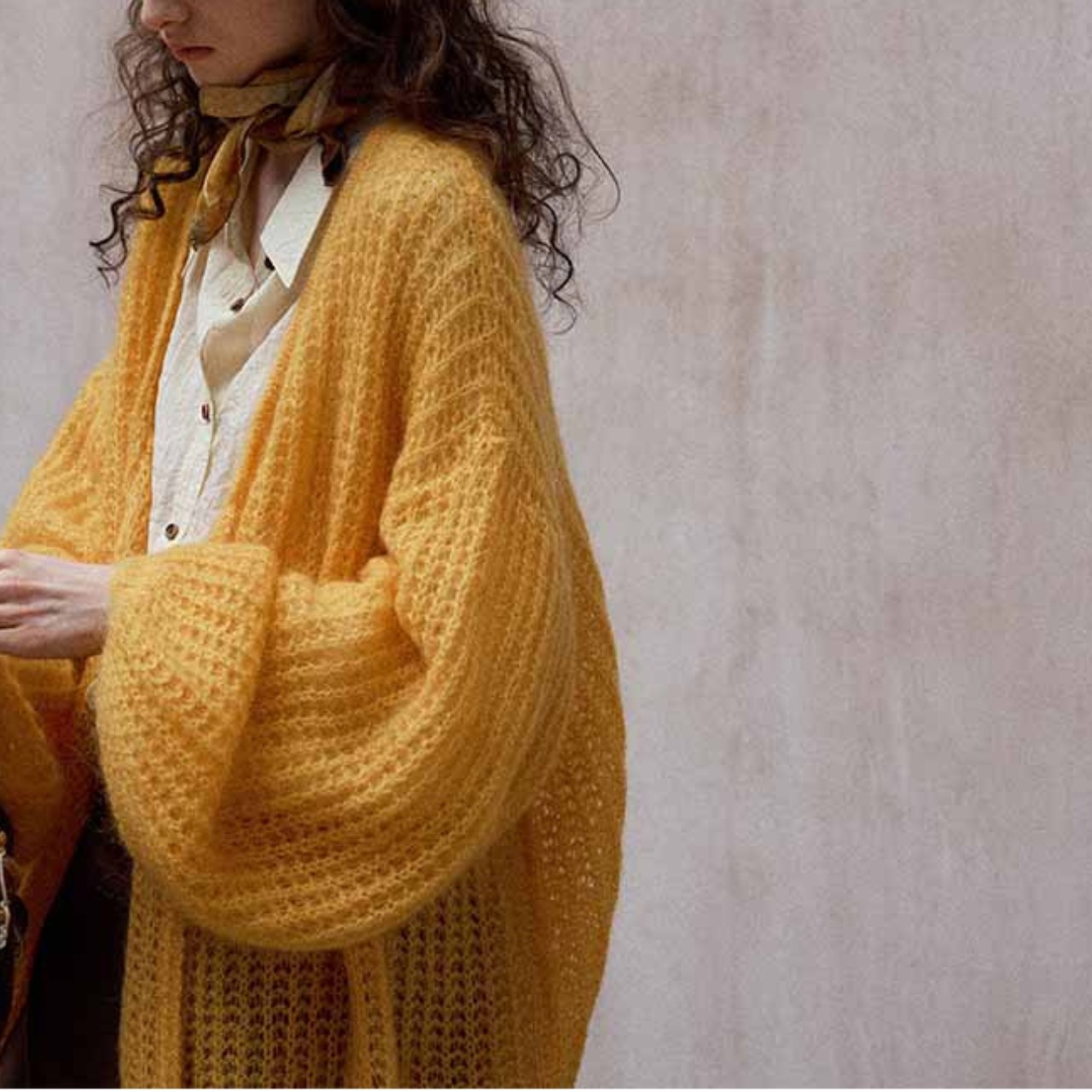 Balloon Sleeve V-Neck Oversized Knit Cardigan  T6152