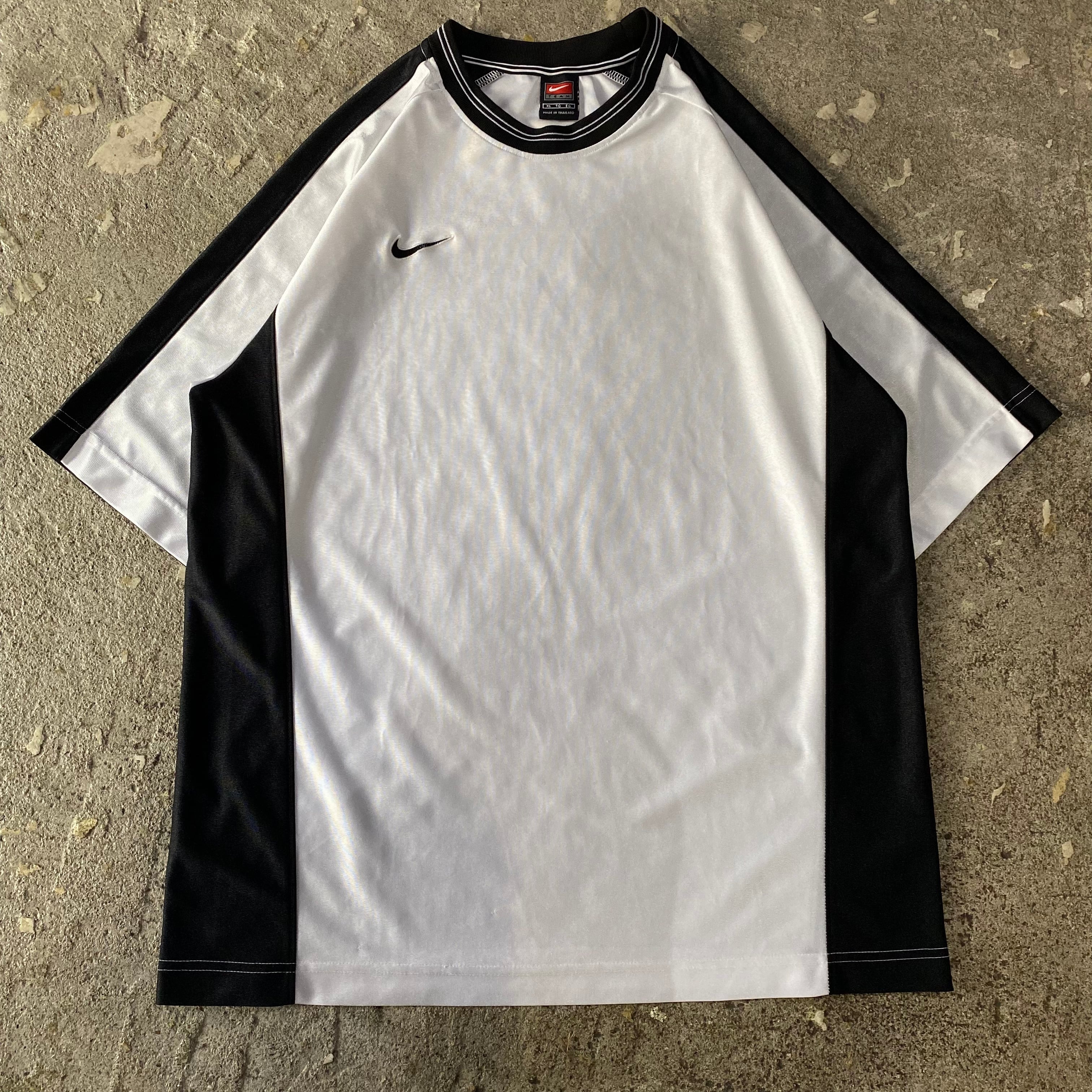 90s NIKE game shirt | What’z up powered by BASE