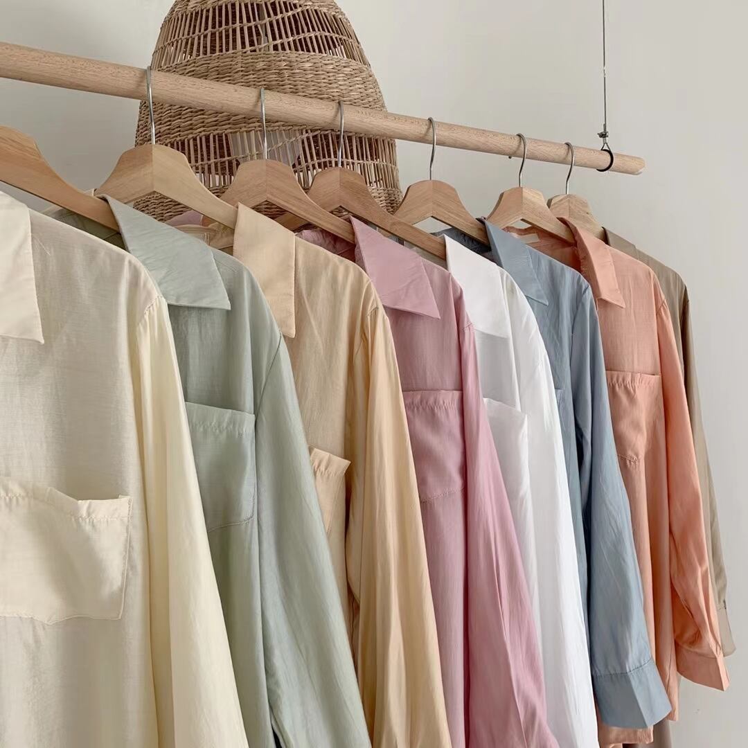 カラフル シャイニーシャツ AJ2205-622