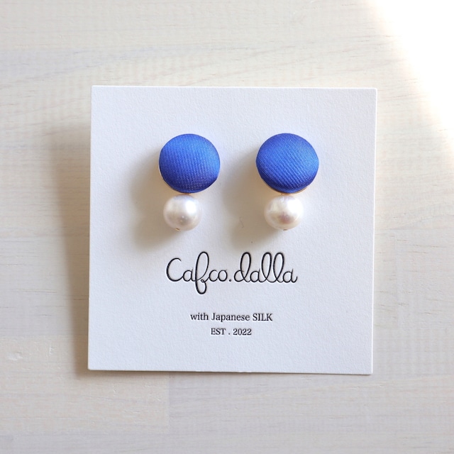 Silk&Pearl-blue-