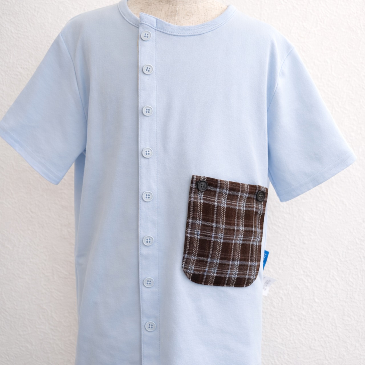 【胃ろう・腹膜透析】めくらずにケアできる機能的ポケット付Tシャツ｜（やわらかな、風 ～笑顔が、咲いた～）