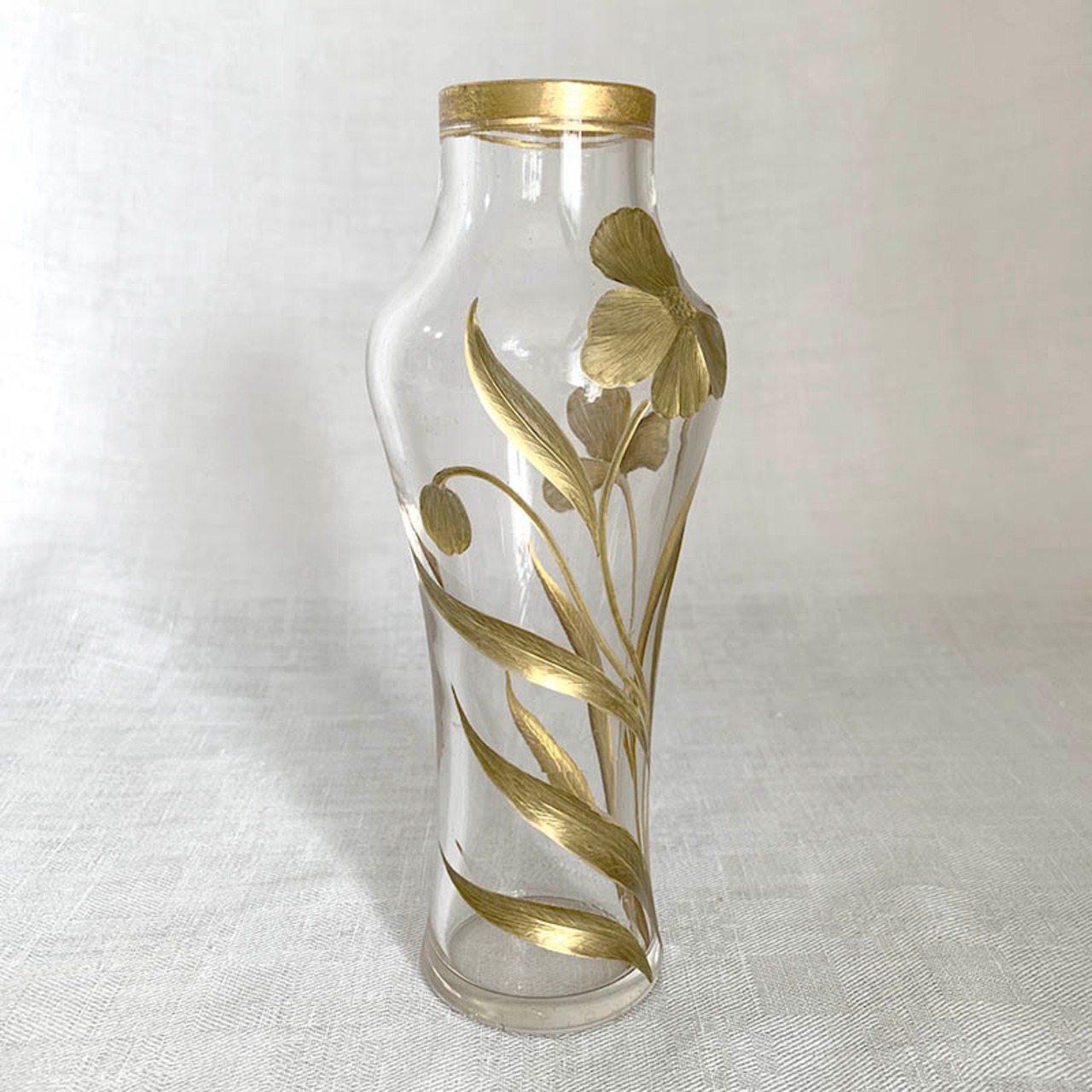 フラワーベース　花瓶　アンティークガラスウェア　アールヌーヴォー　金彩植物 17otb5