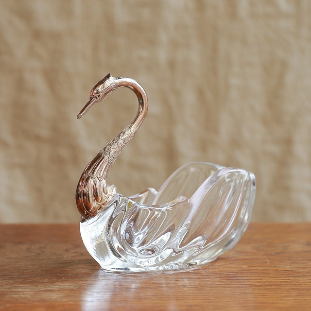 可憐な白鳥の小物入れ 1