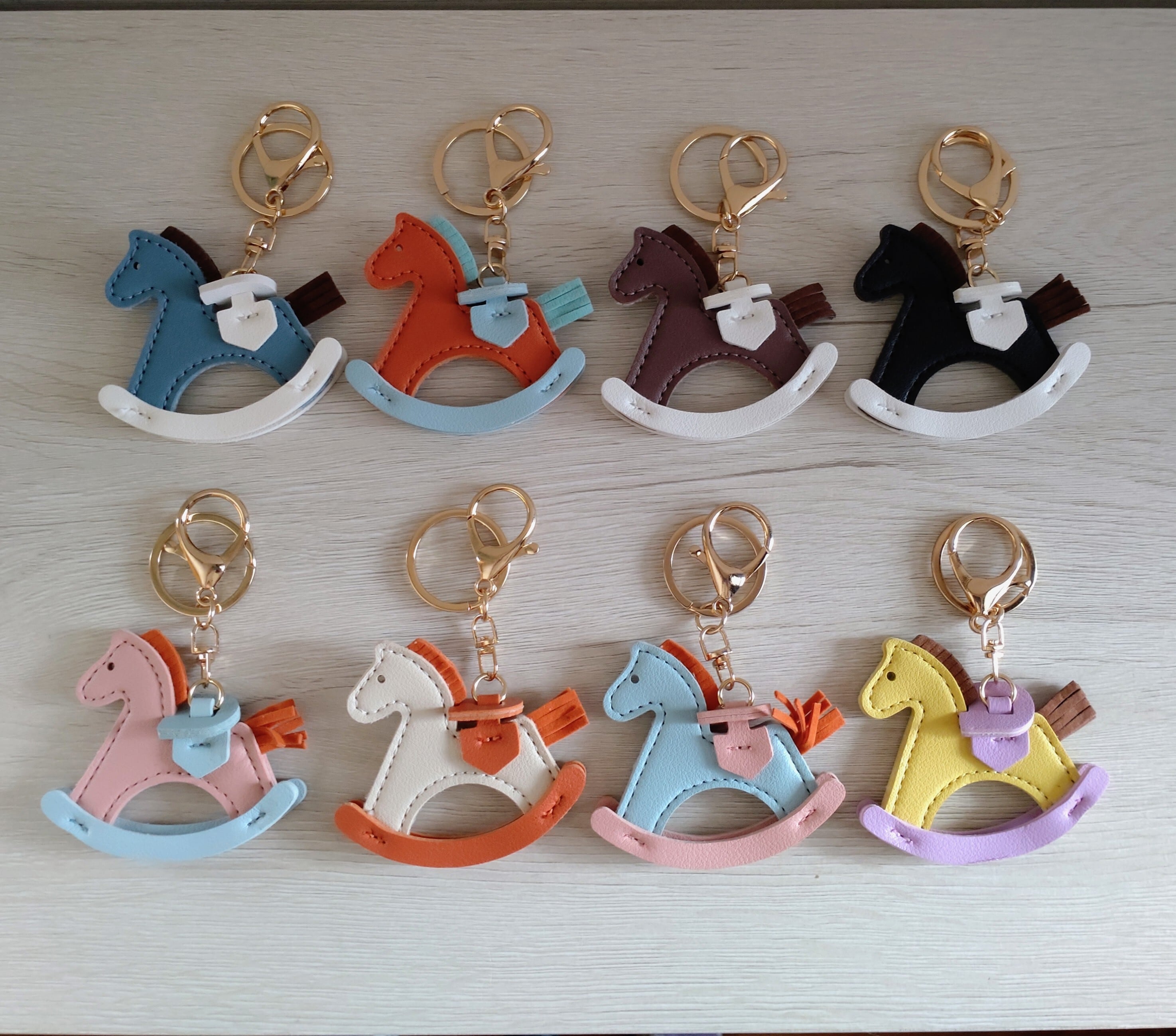 馬キーホルダー②（8色） | SDGsのお馬グッズ＆引退馬支援「Horse's」