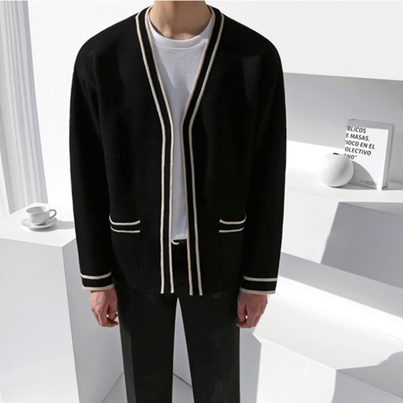 ラインVネックニットカーディガン　MT0080377