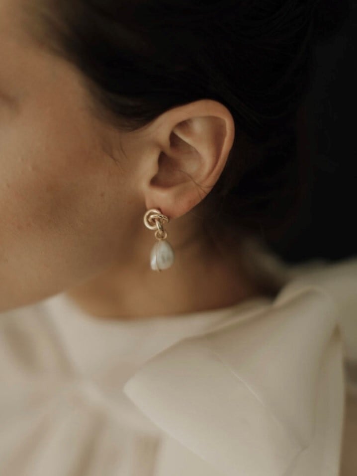 A.B.ELLIE Infinity Knot Baroque Drop Pierce ブライダルピアス｜公式