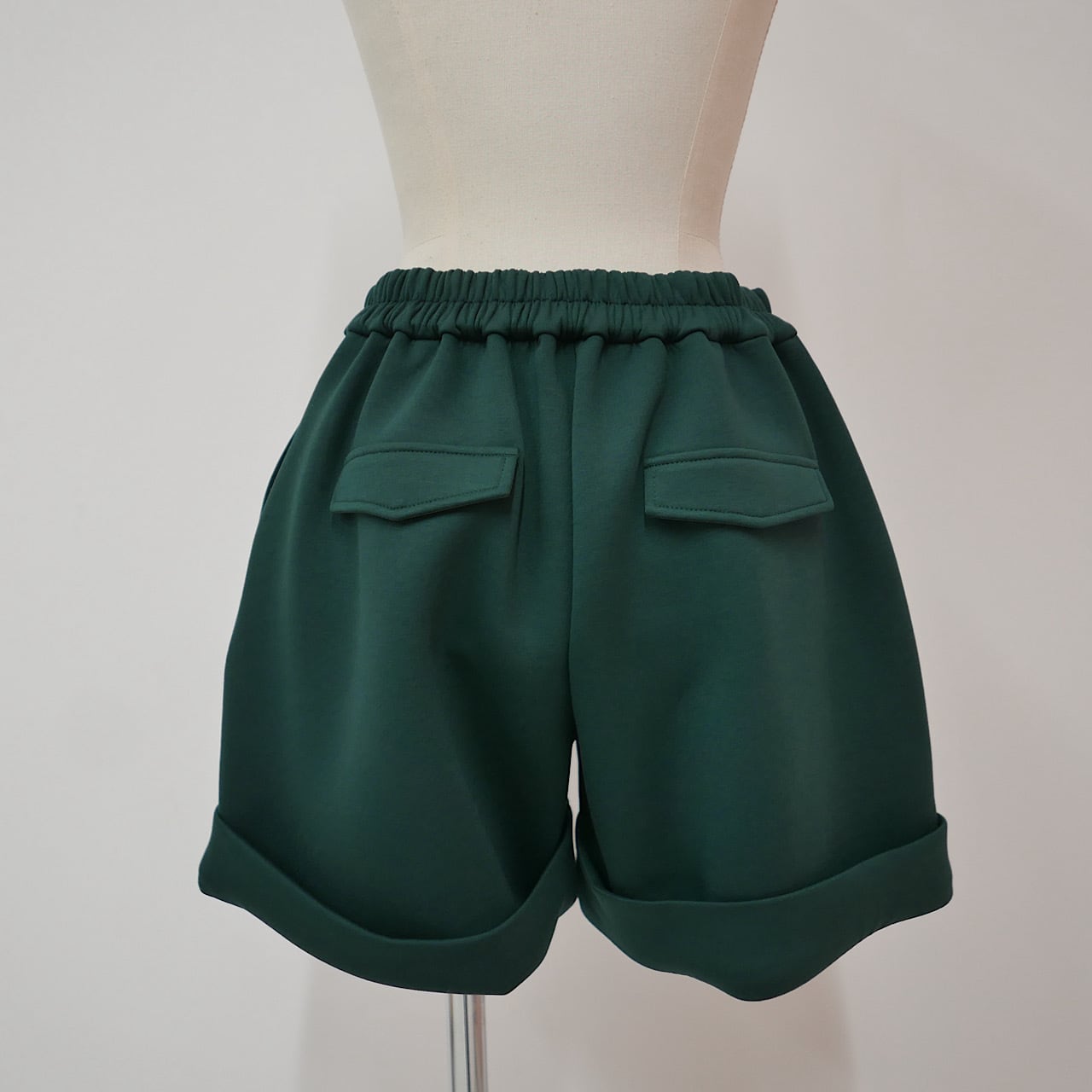 ボンディングショートパンツ(グリーン) | LINKABLE