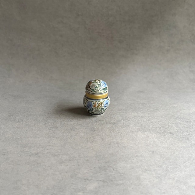 つちやまり   茶入
