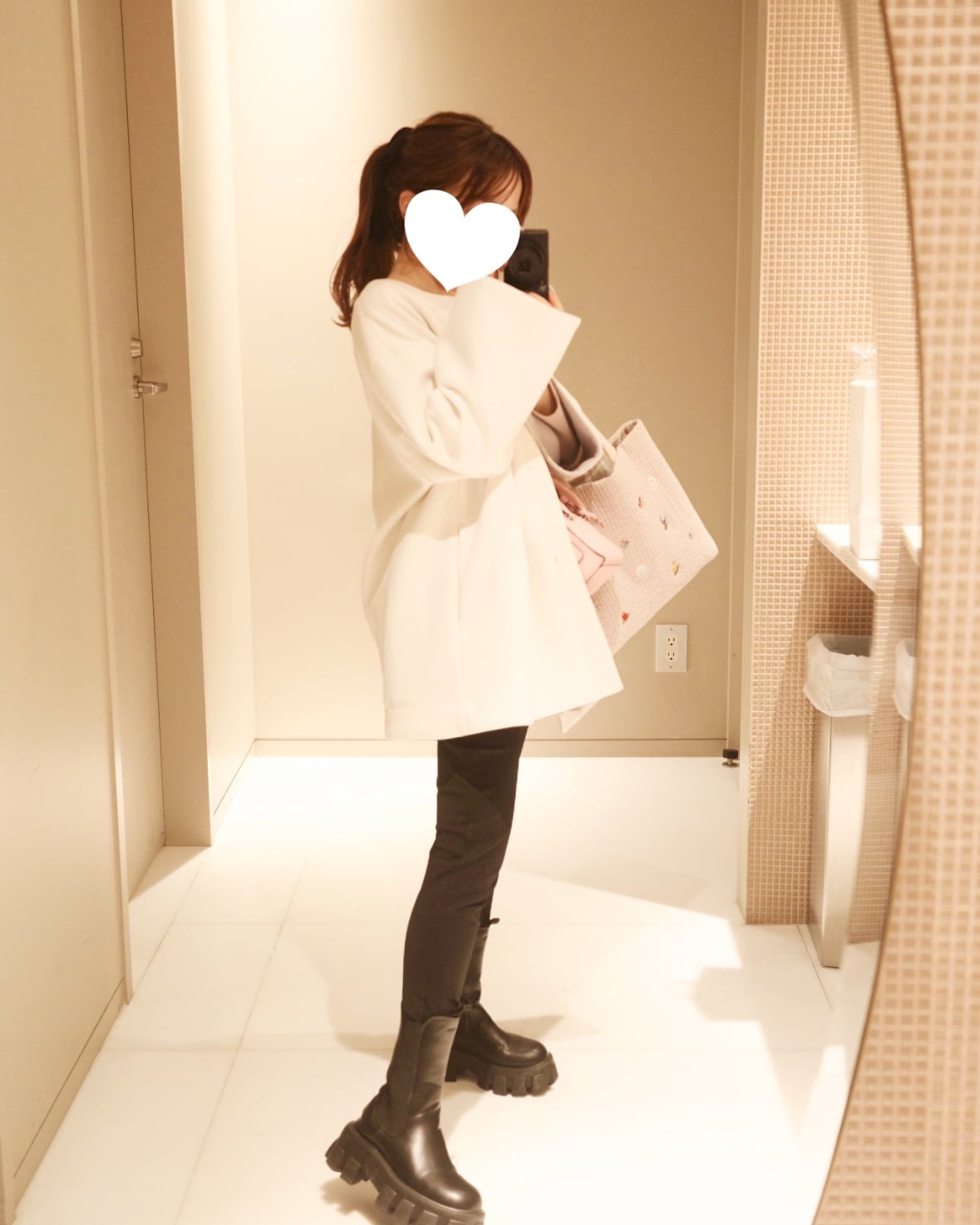 twinkle slim fit pants / black | hitomi