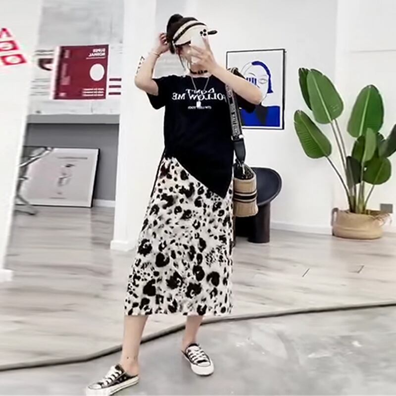 サマーラウンドネックTシャツ スカート 薄手 大きめサイズ 夏物 Oネック ミックスインファッション17705867961