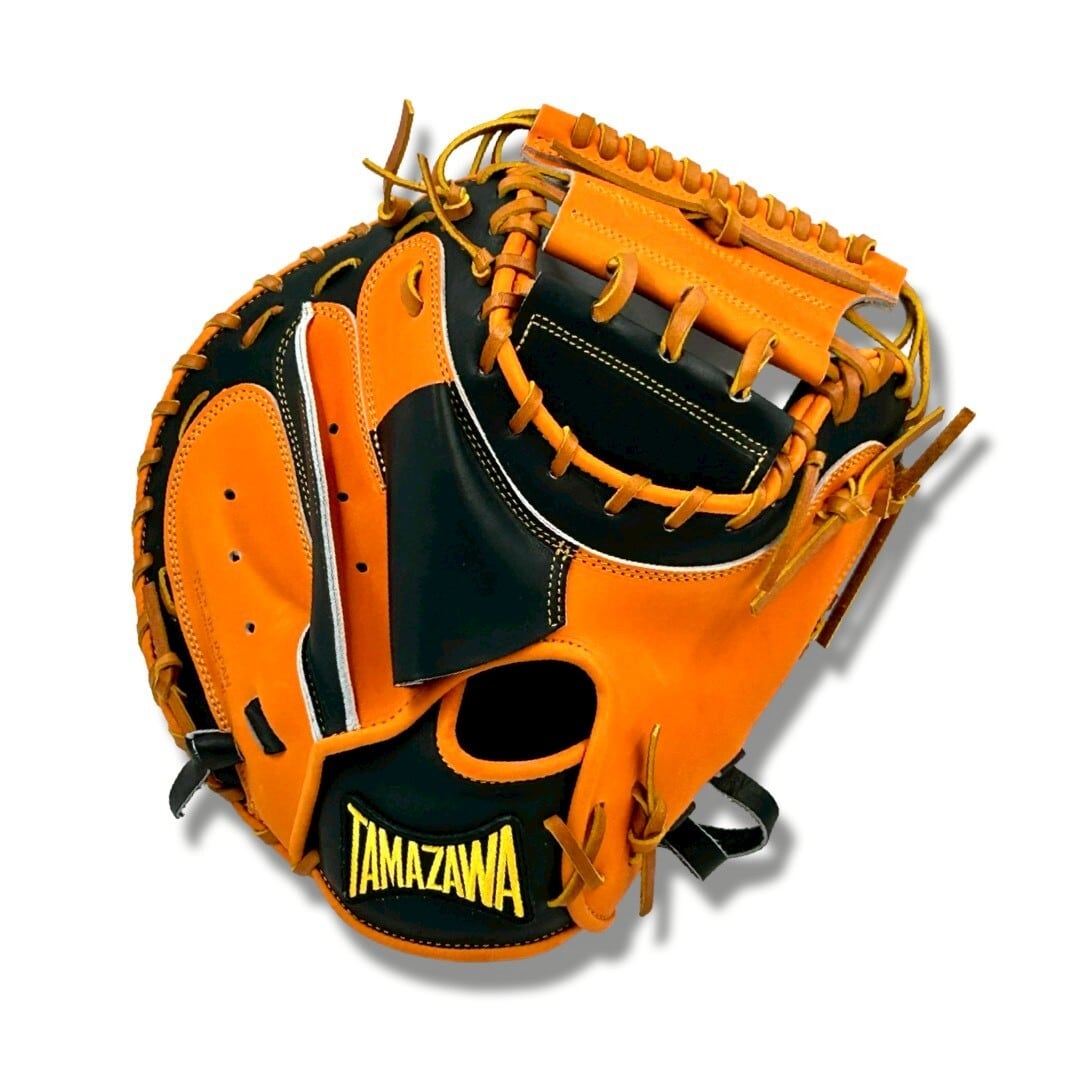 【硬式】玉澤 2トーンキャッチャーミット DELUXE TKC-TLS2DX型 右投げ(本体:ブラックxオレンジ×ブラック 紐:タン)|タマザワ