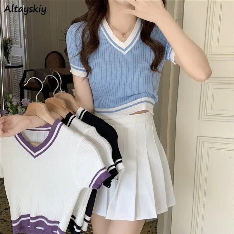 【新作】【送料無料】 V ネック半袖 Tシャツ女性ニットスリムクロップトップスセクシーなレディヤングシックなシンプルなファッションヴィンテージ夏 Panalled Ins 韓国 0328637798802