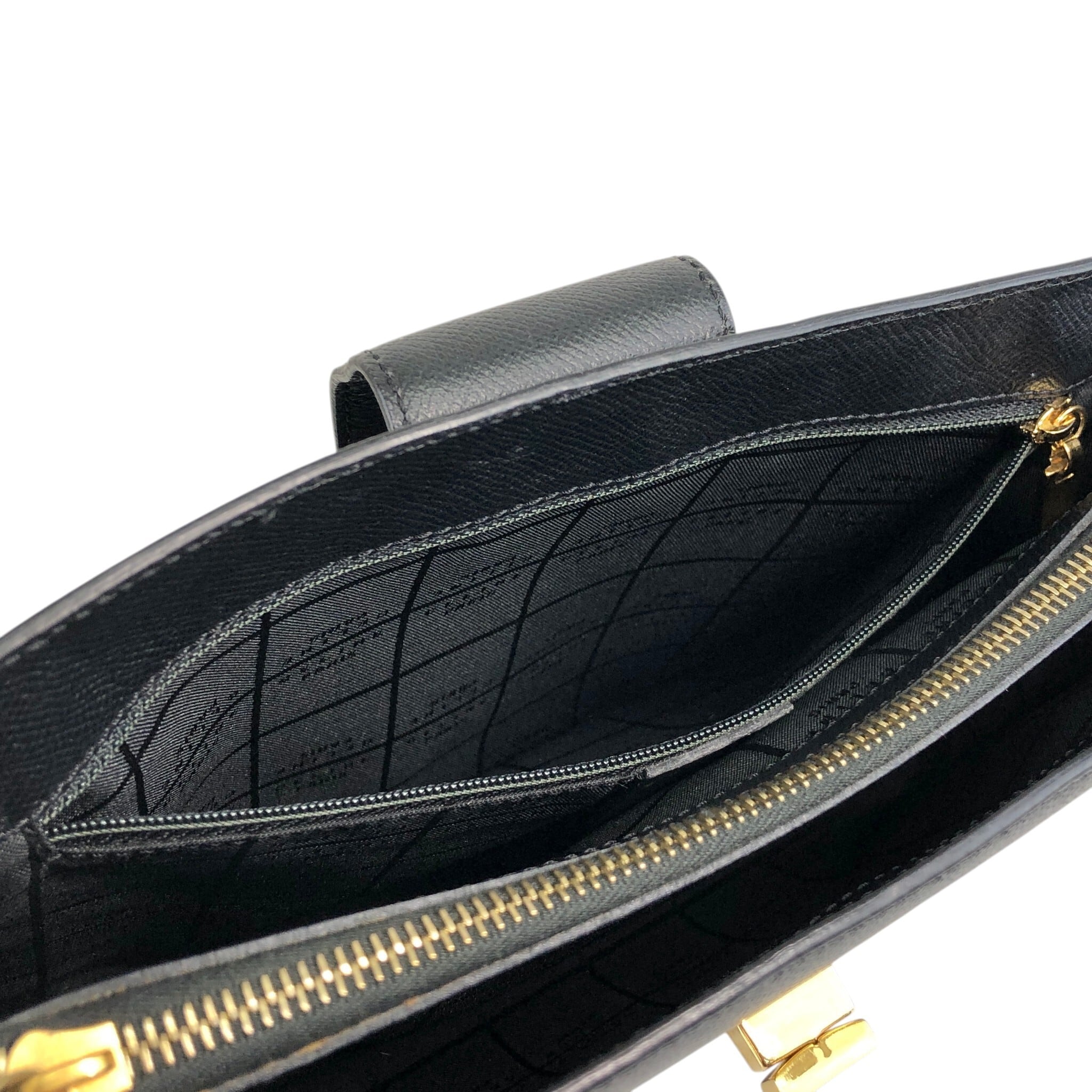 CELINE セリーヌ ショルダーバッグ ブラック ターンロック レザー