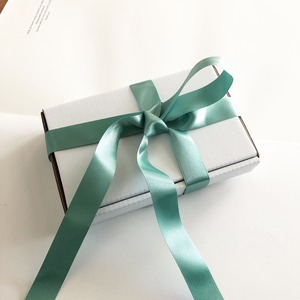 「ギフトラッピング」Gift wrapping
