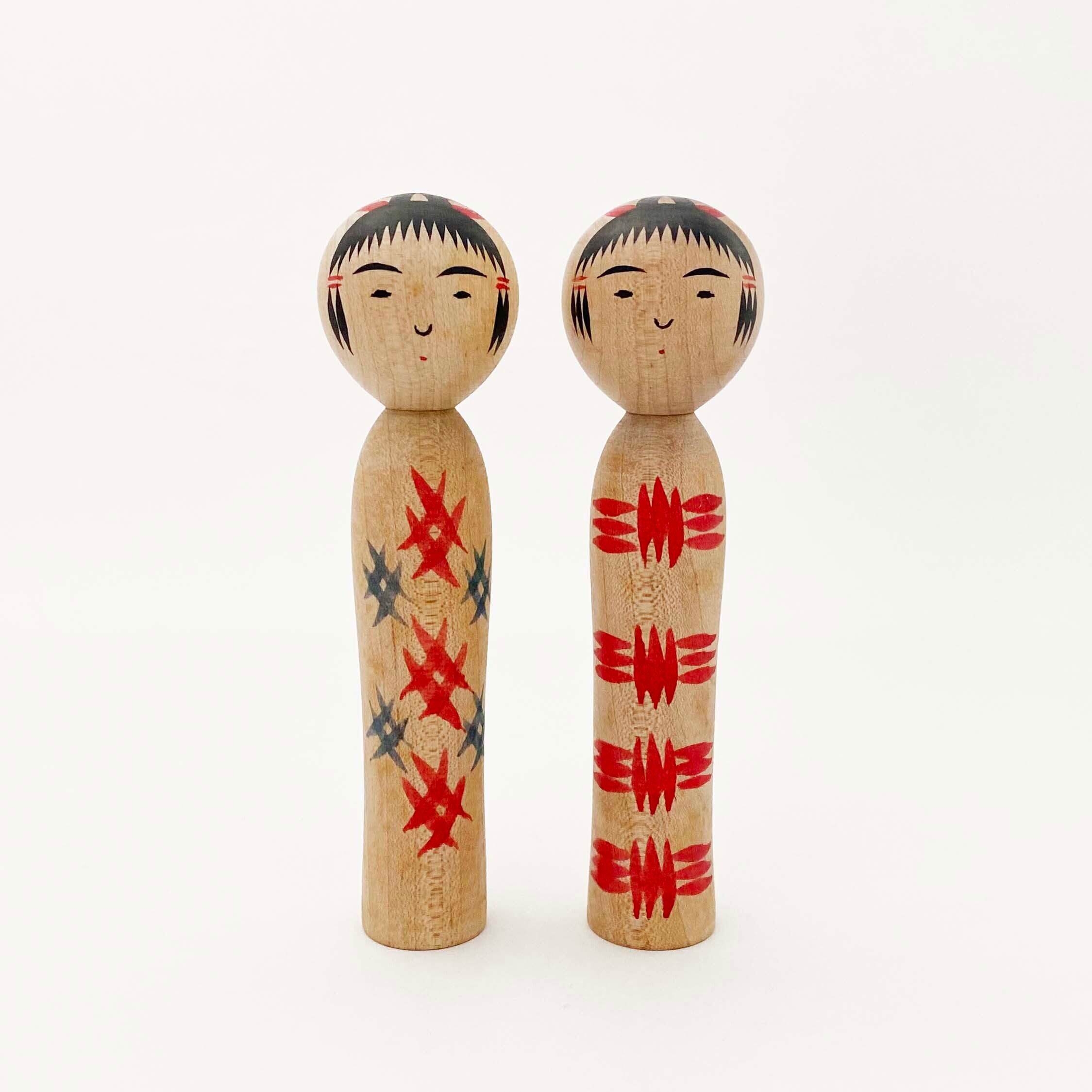 井桁ペアこけし（外鳴子系 / 菅原修工人）