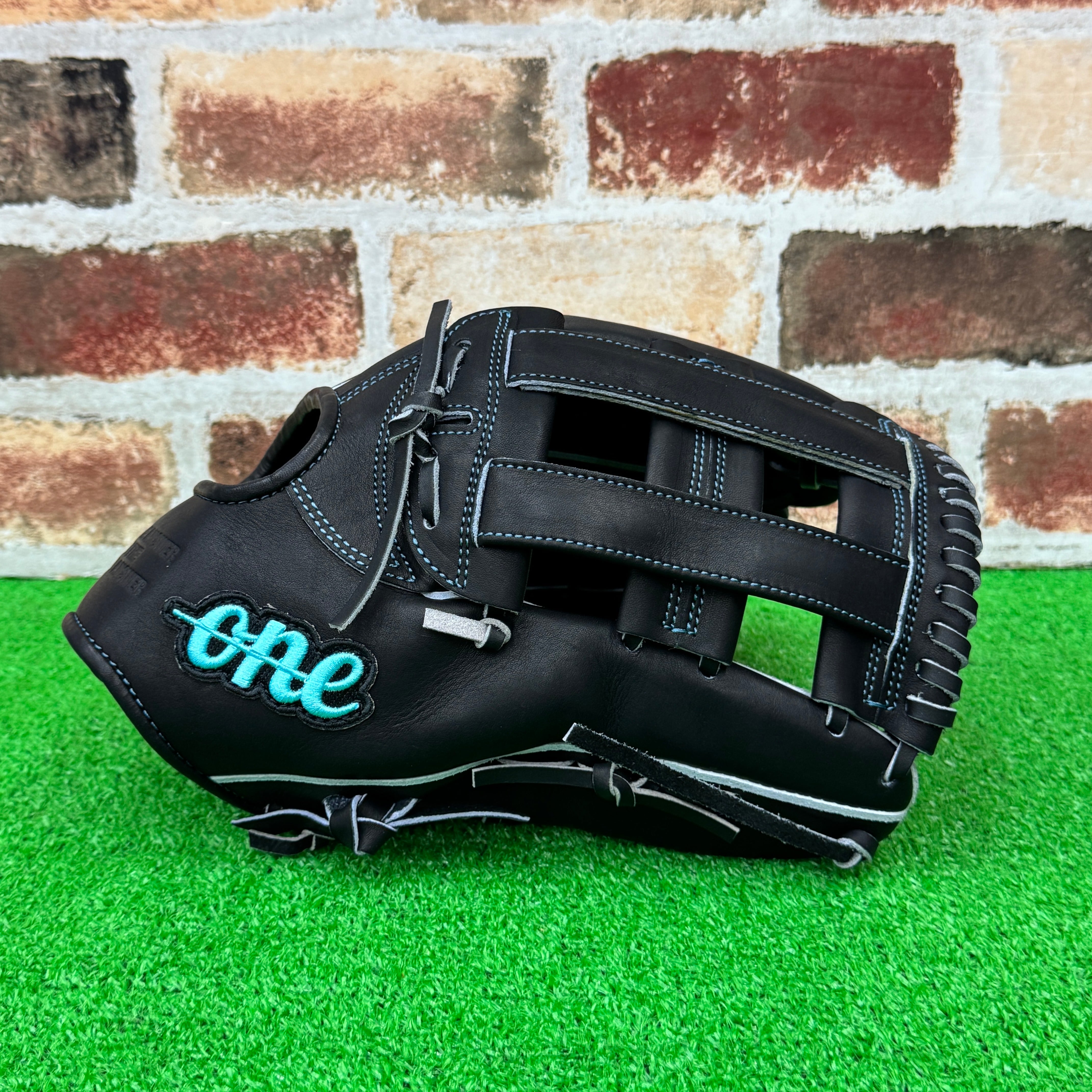 ONE OF THE ANSWER 万波モデル　外野用グラブ 超限定】ONE OF THE ANSWER 硬式グラブ オールラウンド(万波モデル